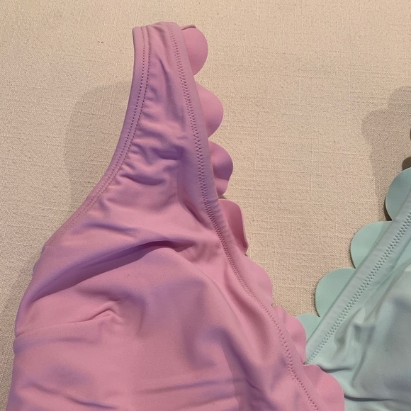 NWT CUPSHE Pastel Lavender & Turquoise V Neck Scalloped One Piece Swimsuit Small - Picture 9 of 11